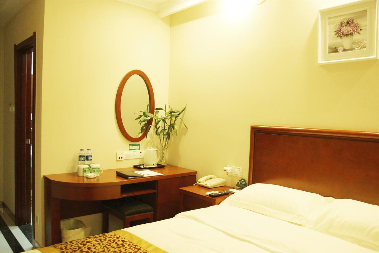 Greentree Inn Jiangxi Jindezhen People Square Jindin Business Hotel Csingtöcsen Kültér fotó